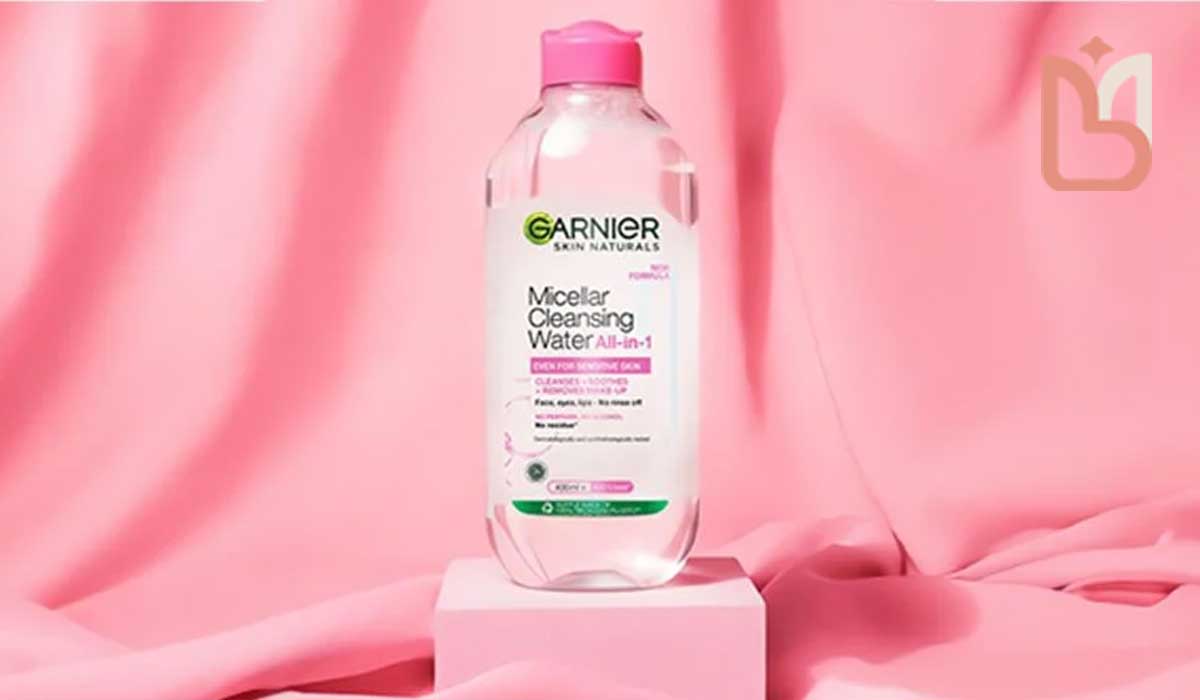 تصویر مقاله راهنمای جامع پاکسازی دو مرحله‌ای پوست: میسلار واتر، روغن پاک‌کننده یا بالم؟ انتخاب شما برای پوستی بی‌نقص