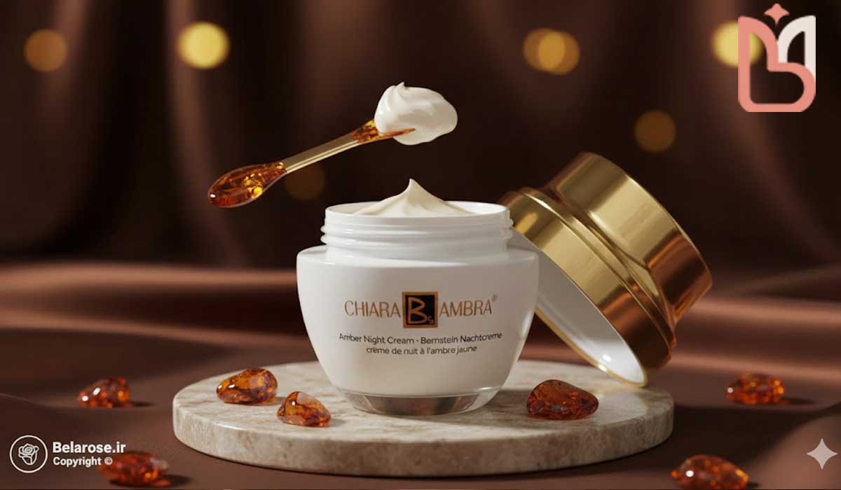 تصویر ماکرو از کرم شب کیارا آمبرا حاوی عصاره کهربا و اسید سوکسینیک (Succinic Acid) برای افزایش انرژی سلولی